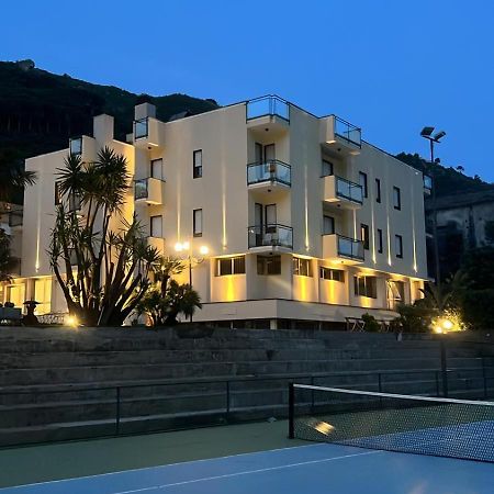 Hotel Residence San Pietro Maiori Exterior foto