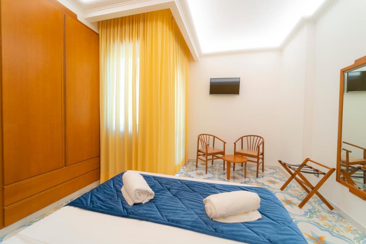 Hotel Residence San Pietro Maiori Exterior foto
